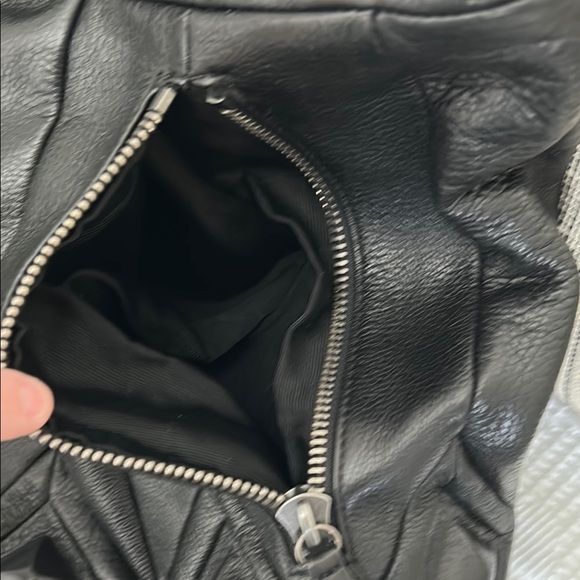 Elliot Lucca Black Leather shoulder bag - Picture 7 of 12